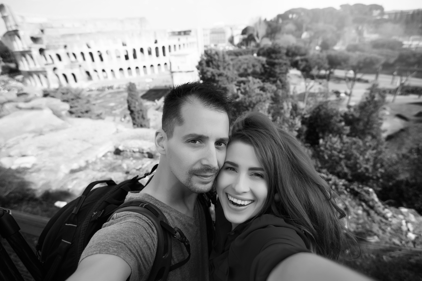 couple selfie in Rome